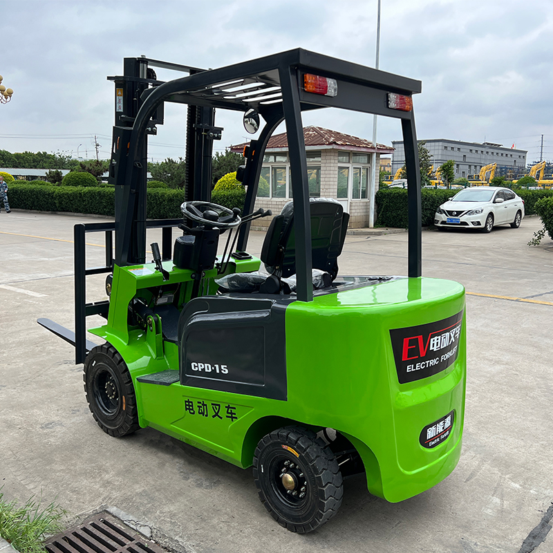 1.5噸新能源電動叉車